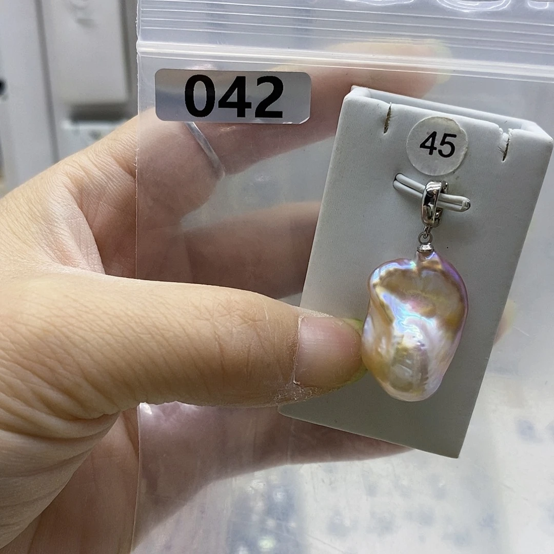 颈饰合金淡水珍珠