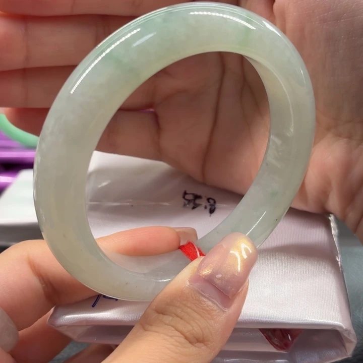 翡翠未镶嵌手镯55.8圈口（26#