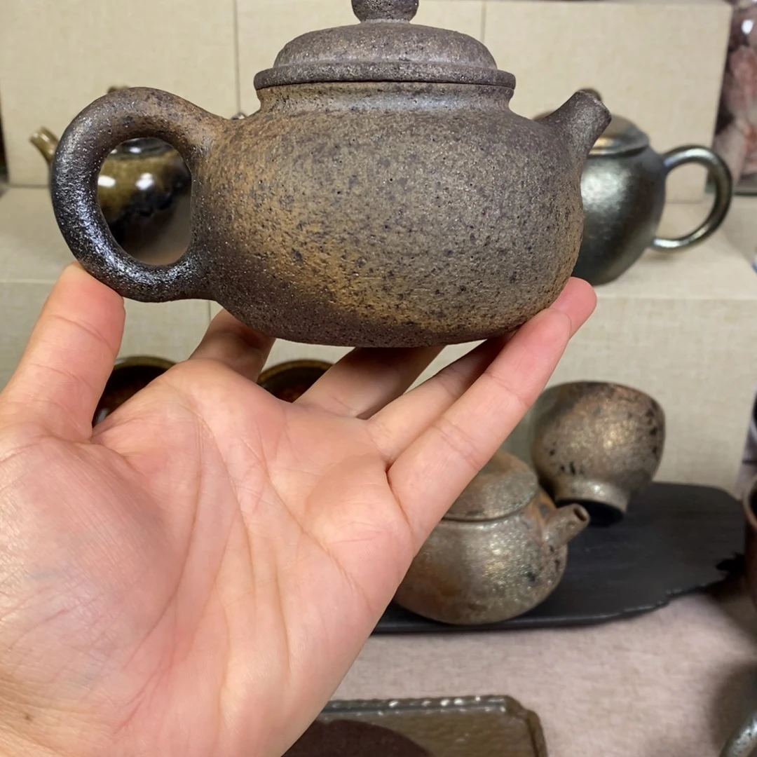吕***猫建水紫陶柴烧茶壶