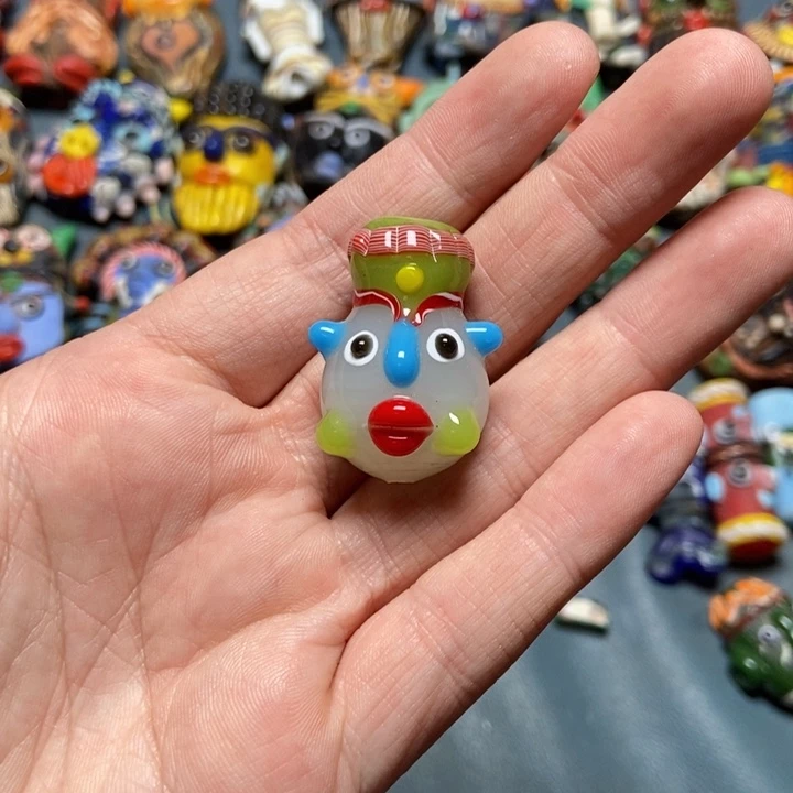 琉璃颈饰专拍娃娃