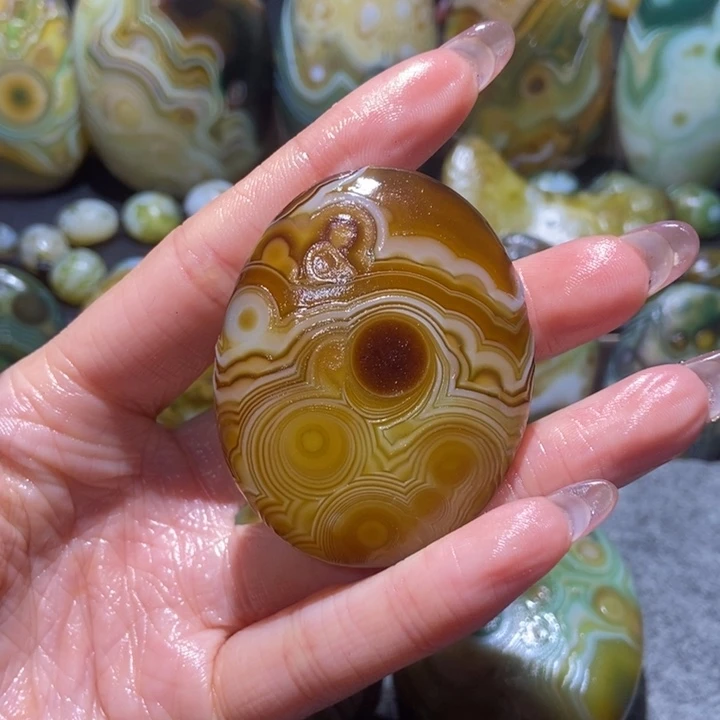 【闪购商品】玛瑙/玉髓珠宝奇石未镶嵌车***卢