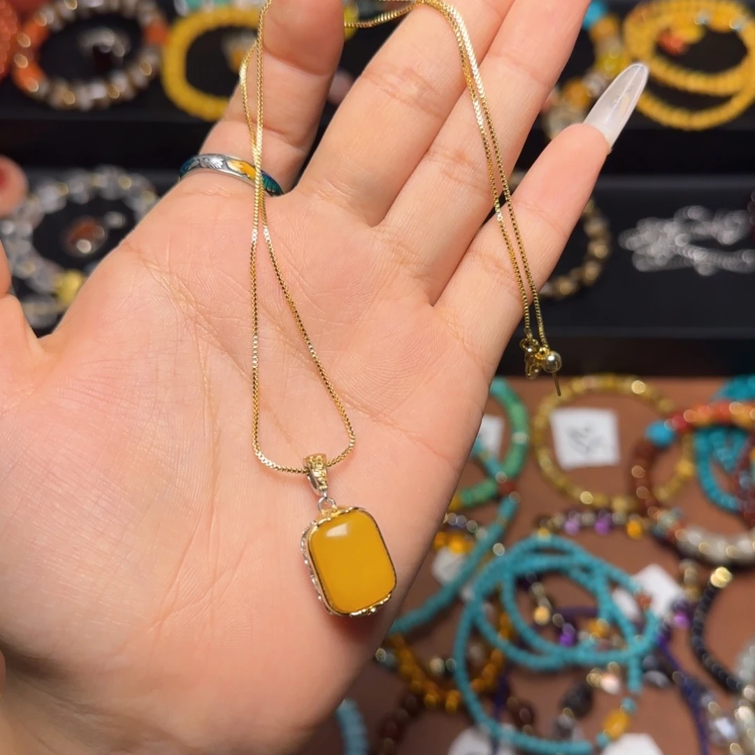 琉璃/树脂/塑料类