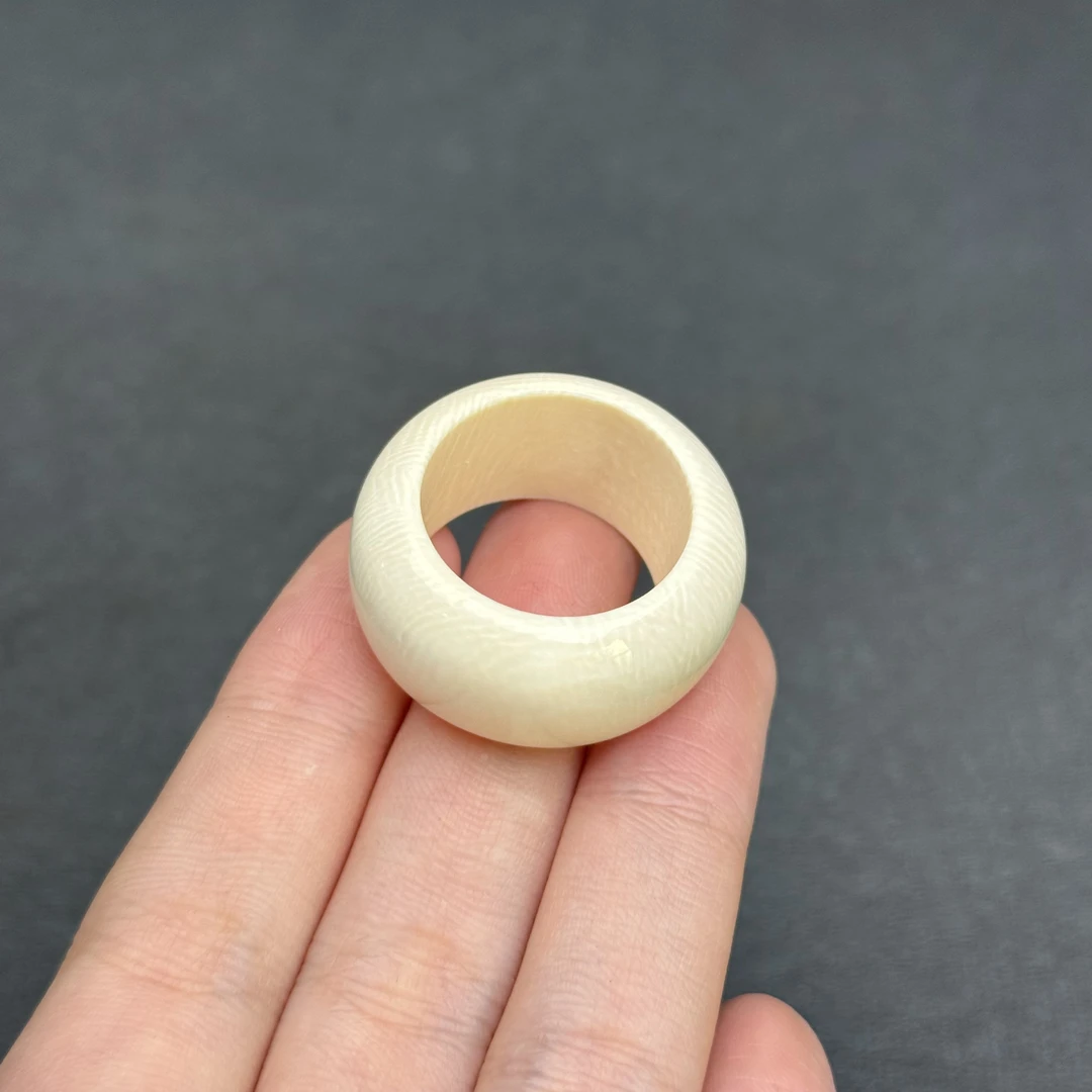 J4234天然猛犸牙 扳指 21.7*15mm支持鉴定 假一罚四