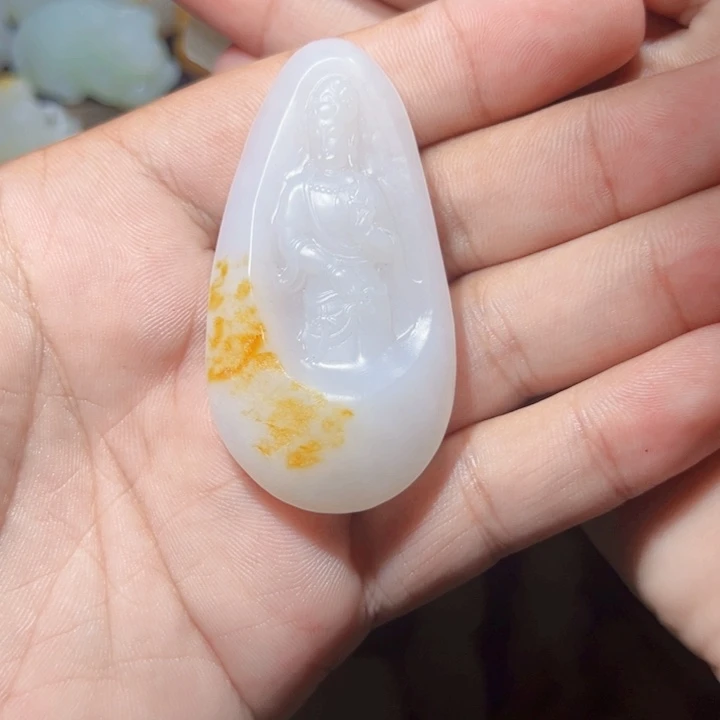 颈饰未镶嵌和田玉（糖玉）如*~