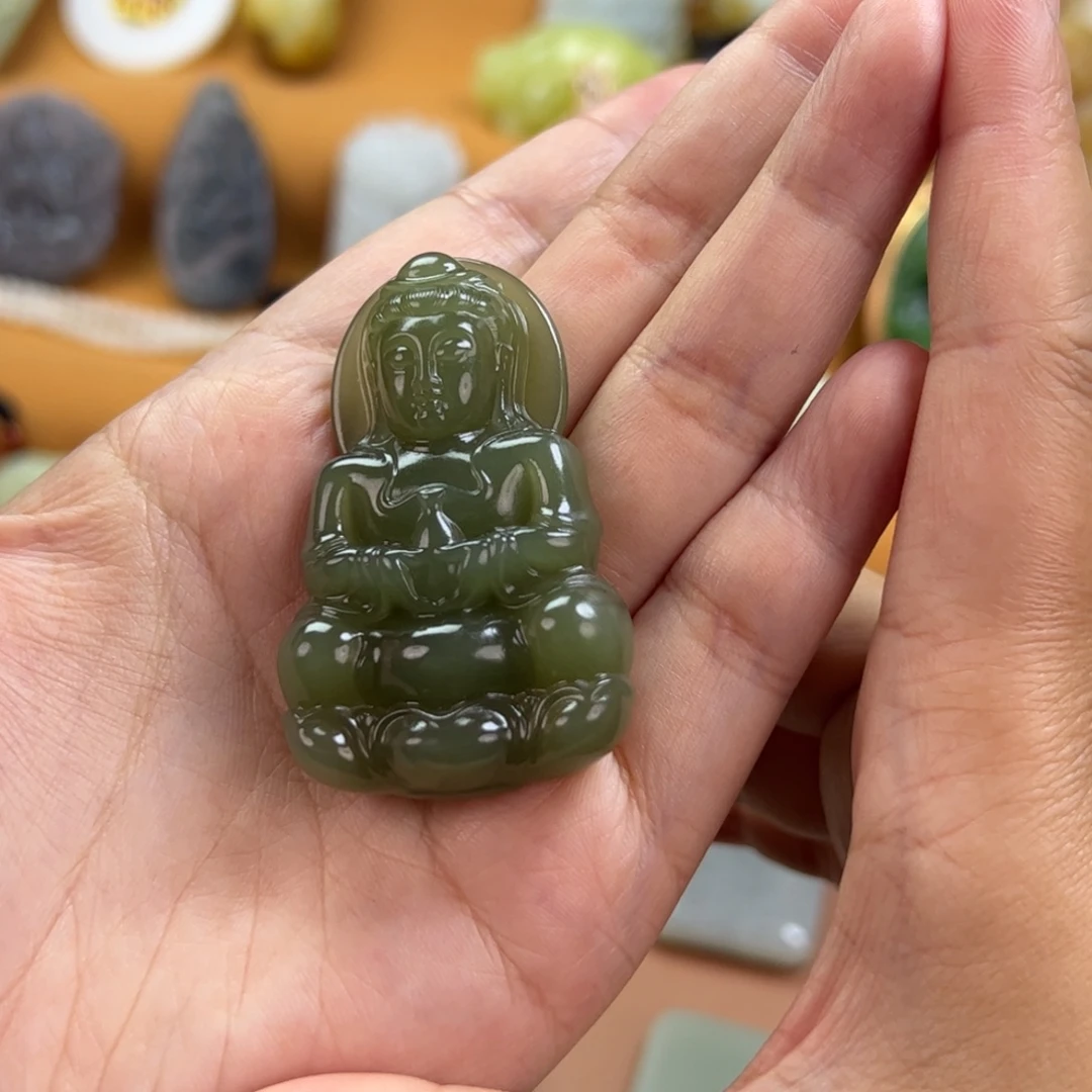 和田玉未镶嵌颈饰