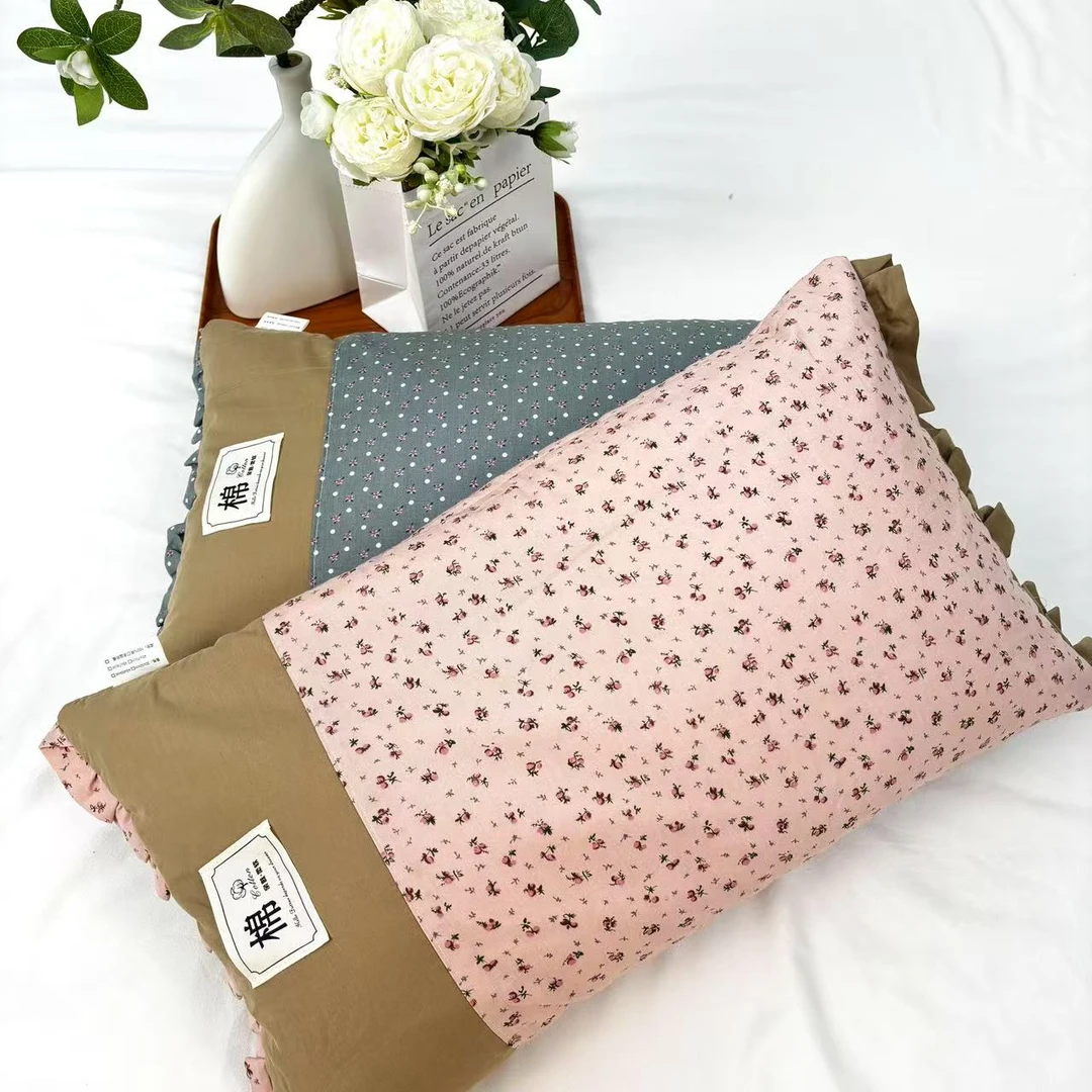 【歪歪精选】随机枕头25*50木耳边