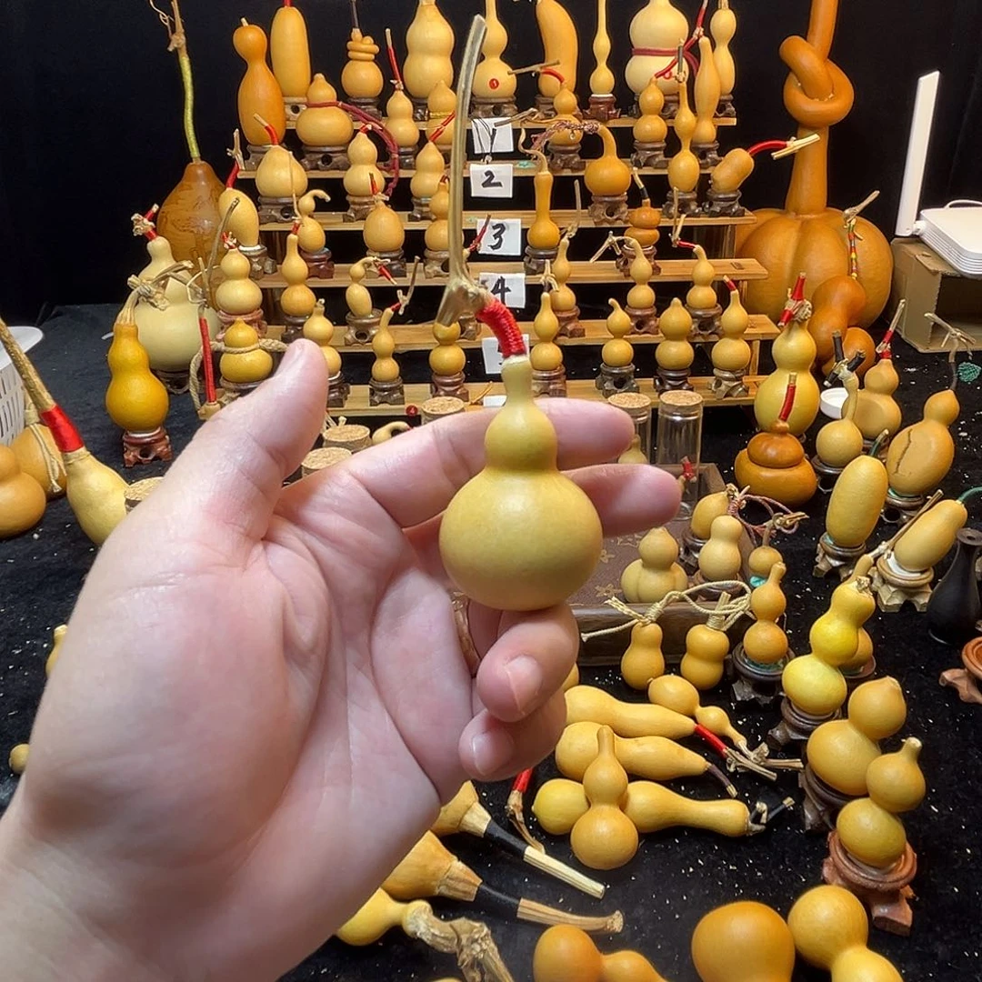 彤***^大叶紫檀（黑酸枝木类）