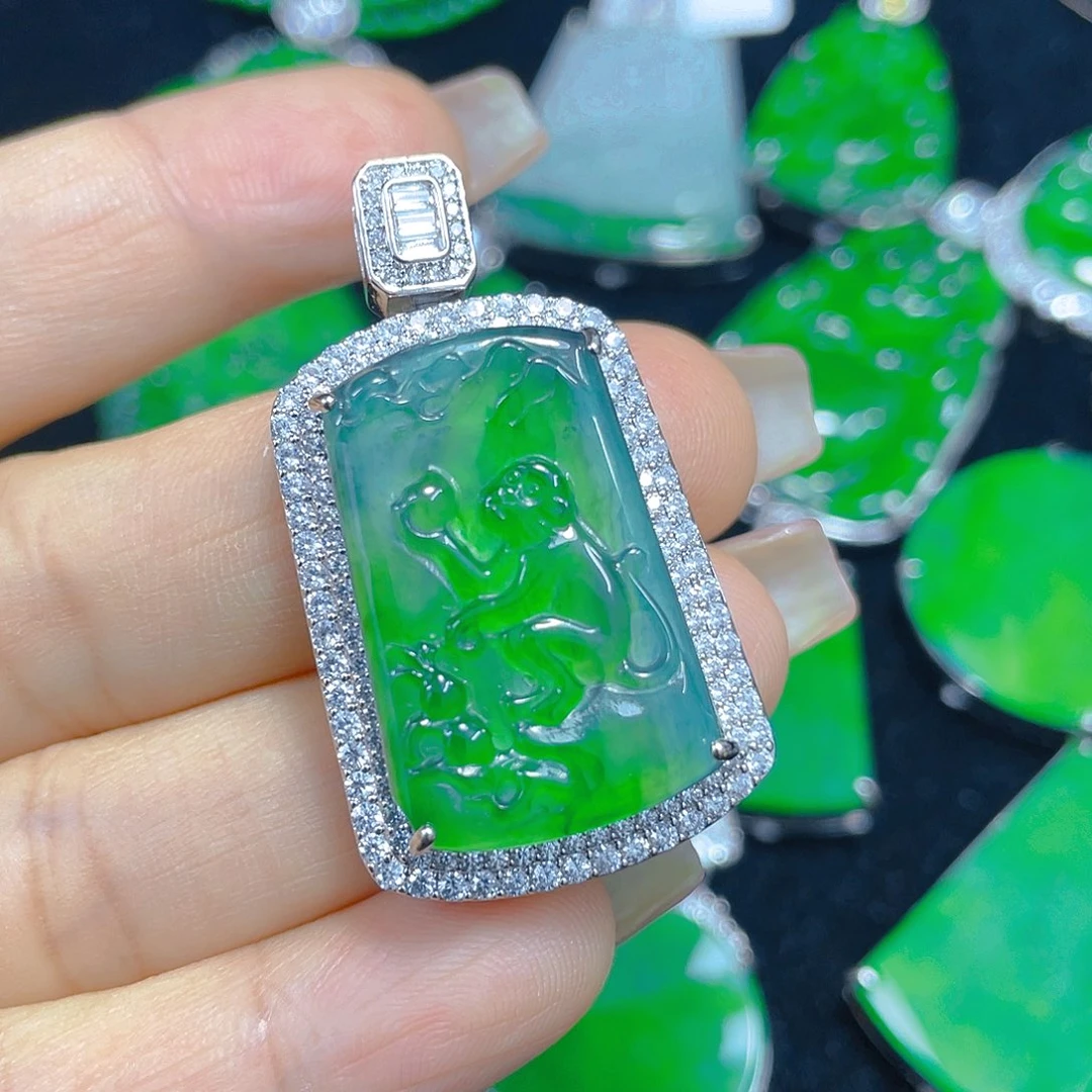 翡翠未镶嵌颈饰天然