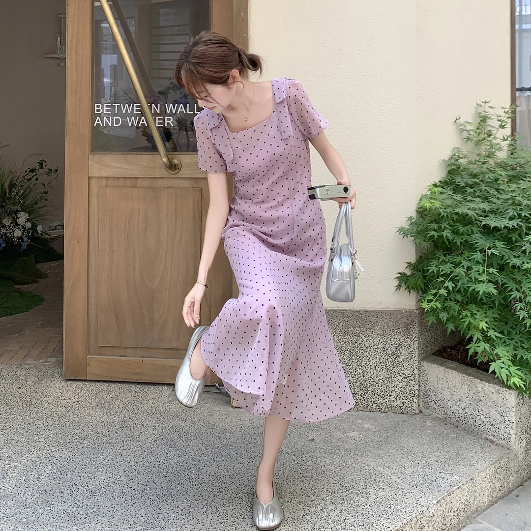 法式高级感浪漫波点蝴蝶结系带连衣裙女夏设计感收腰中长款鱼尾裙