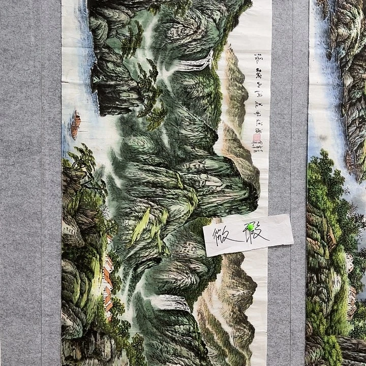 国画花鸟等图案为一体而