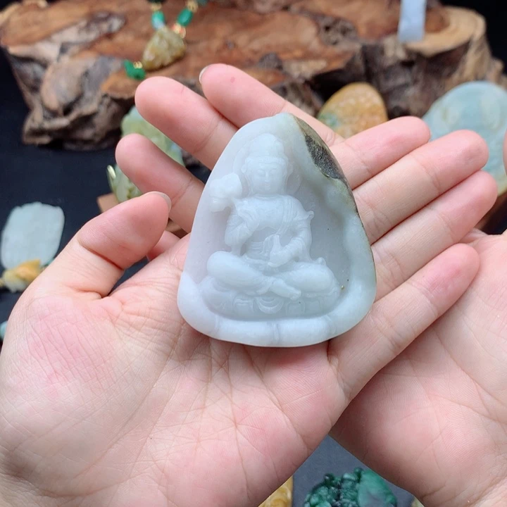 定制翡翠未镶嵌翡翠