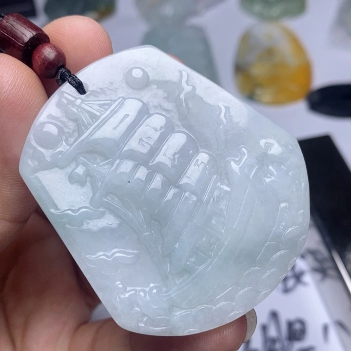 颈饰未镶嵌翡翠翡翠