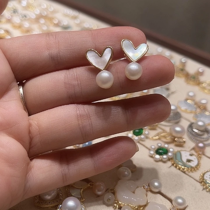 耳钉淡水珍珠未镶嵌
