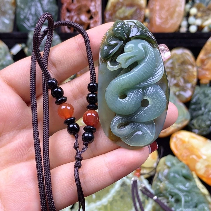 岫玉挂坠未镶嵌萍****恋