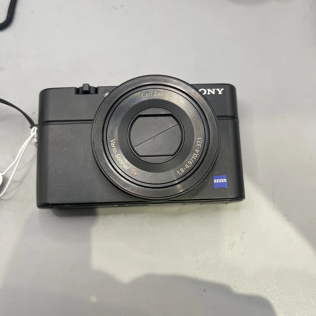 9新 Sony/索尼 索尼黑卡1 2020w 5倍光学 配件齐全无瑕疵专业卡片