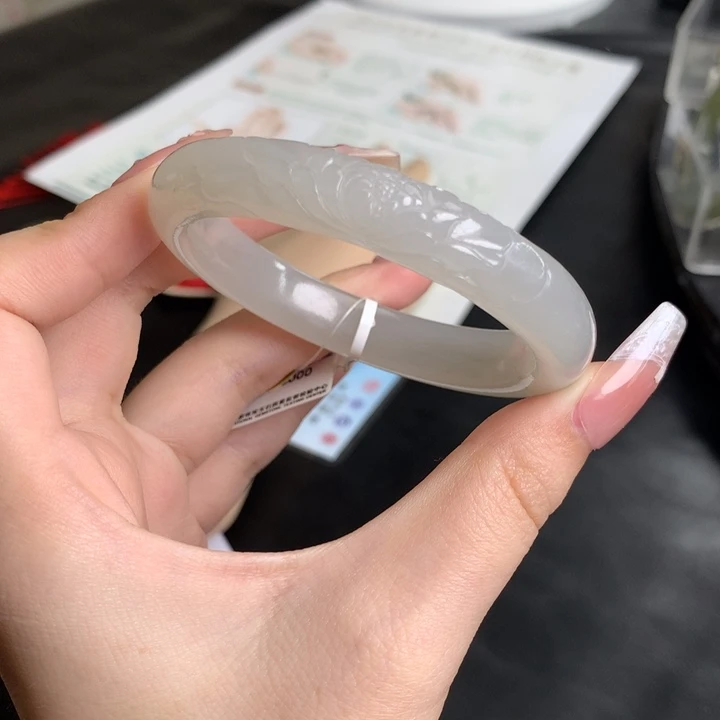 未镶嵌手镯和田玉53