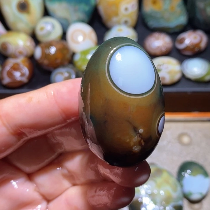 玛瑙/玉髓未镶嵌珠宝半成品