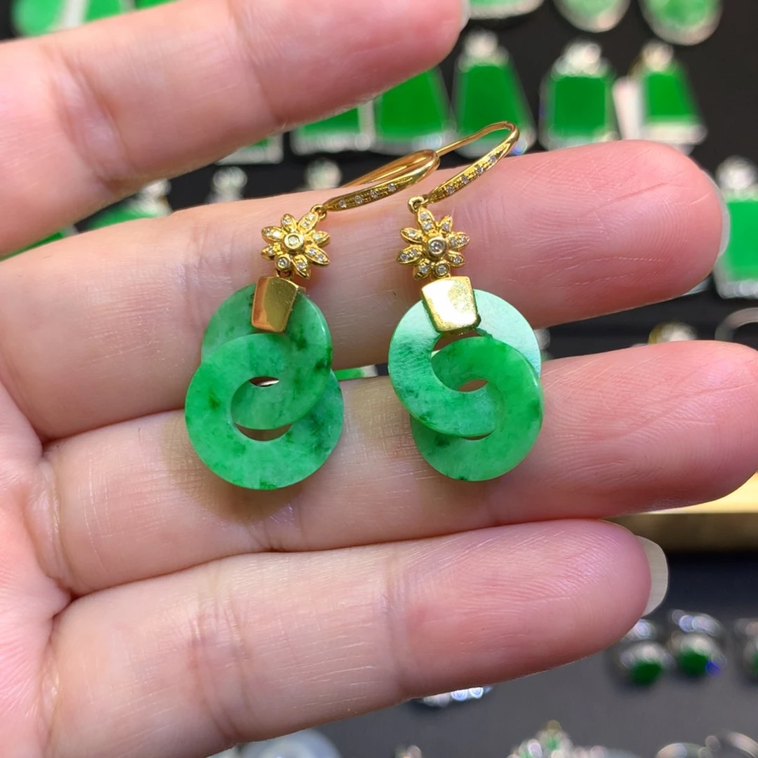 翡翠18K金镶嵌耳饰耳钩