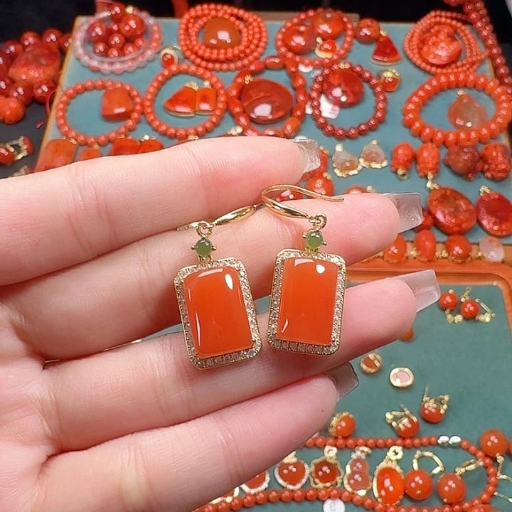 南红玛瑙银S925镶嵌耳饰