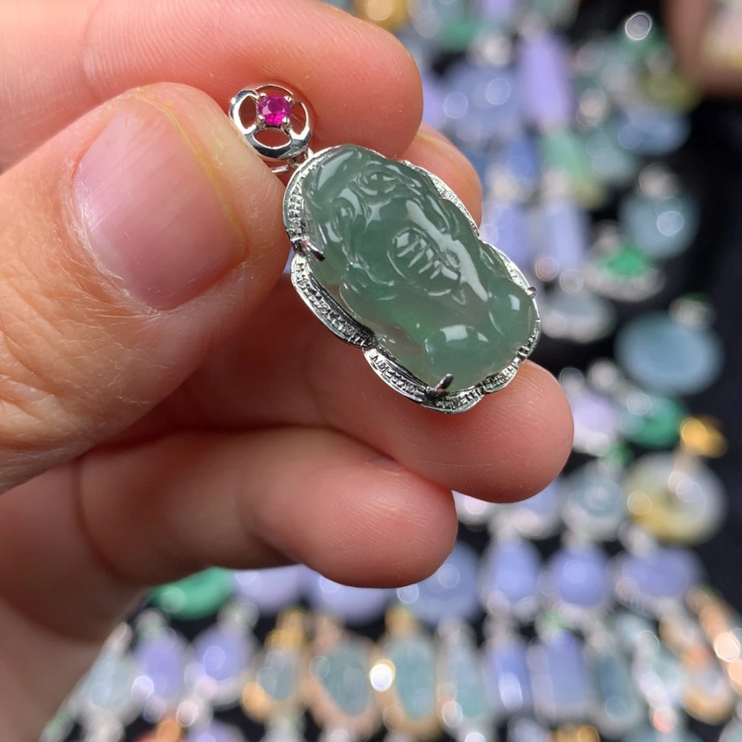 吊坠(不含链)18K金镶嵌翡翠