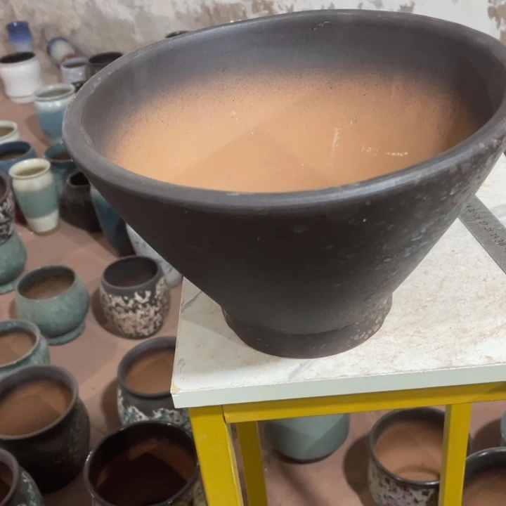 花盆紫砂口径28高度17一只小瑕疵