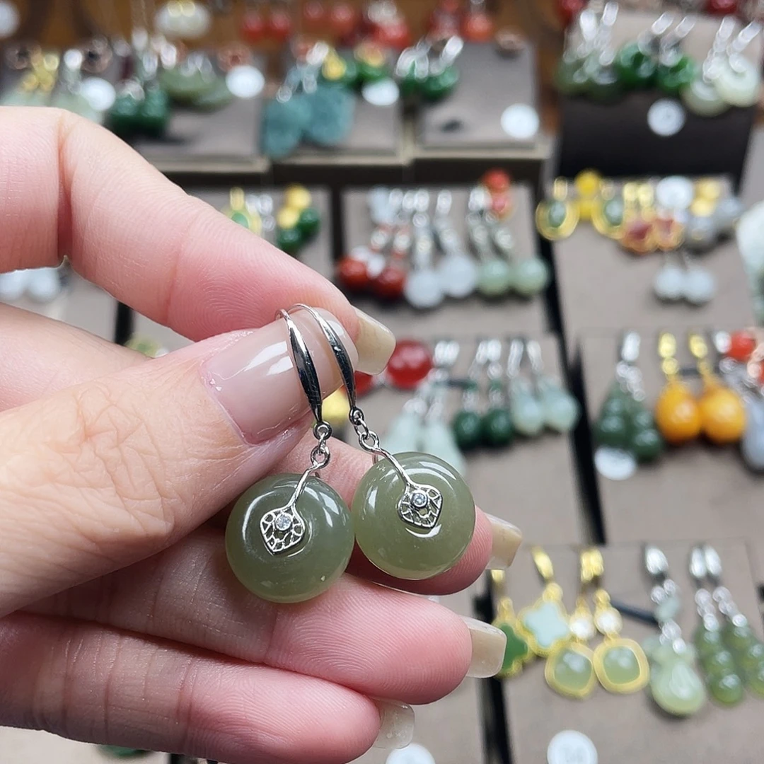 和田玉银S925镶嵌耳饰