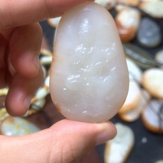 未镶嵌和田玉把件