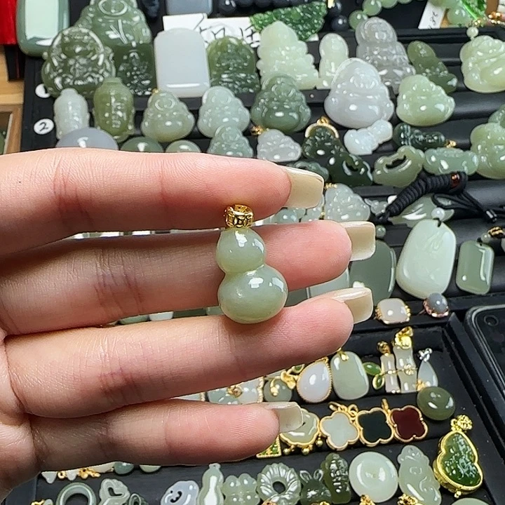 颈饰银S925镶嵌和田玉