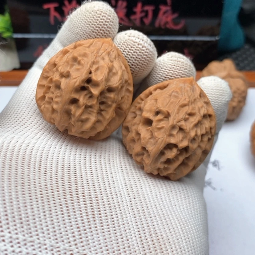 【闪购商品】文玩核桃把件63战戟