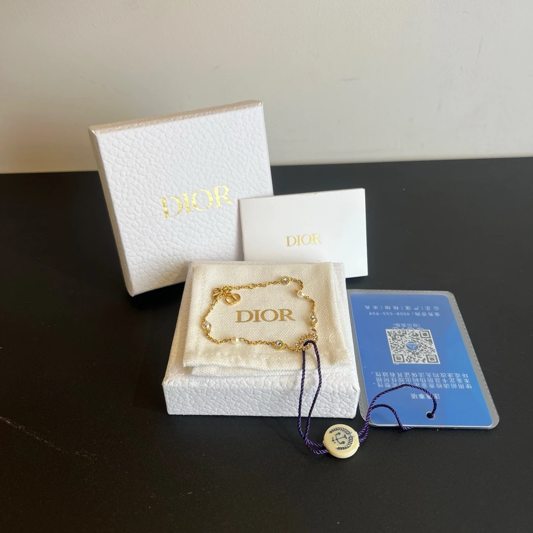未使用 DIOR/迪奥 Clair D lune 金色 手链/0172