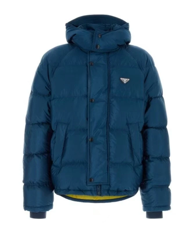 未使用 Prada/普拉达 金属徽标连帽羽绒服