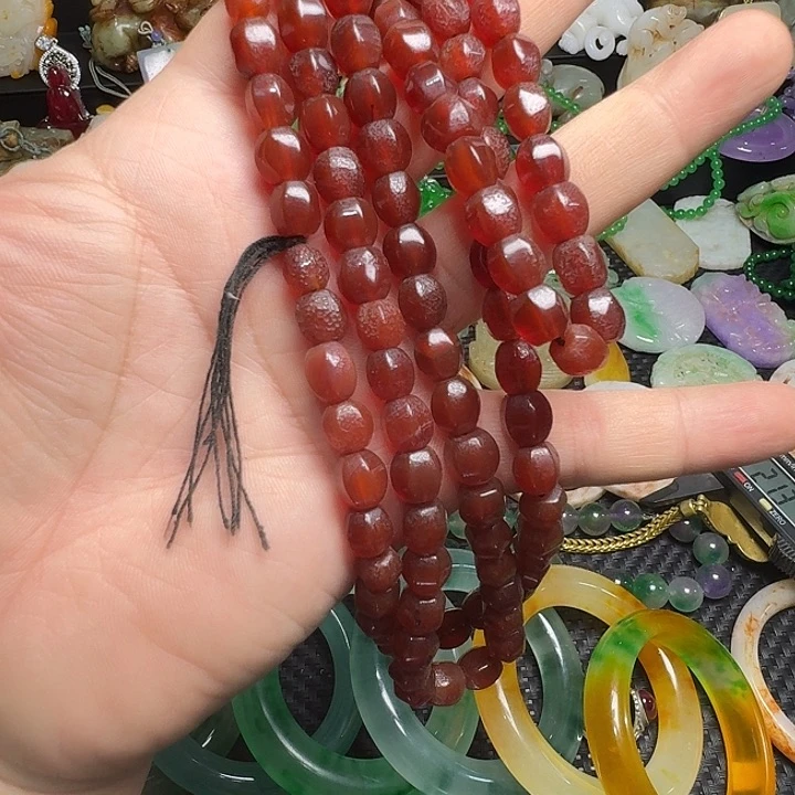 密胺瓷片实物如图