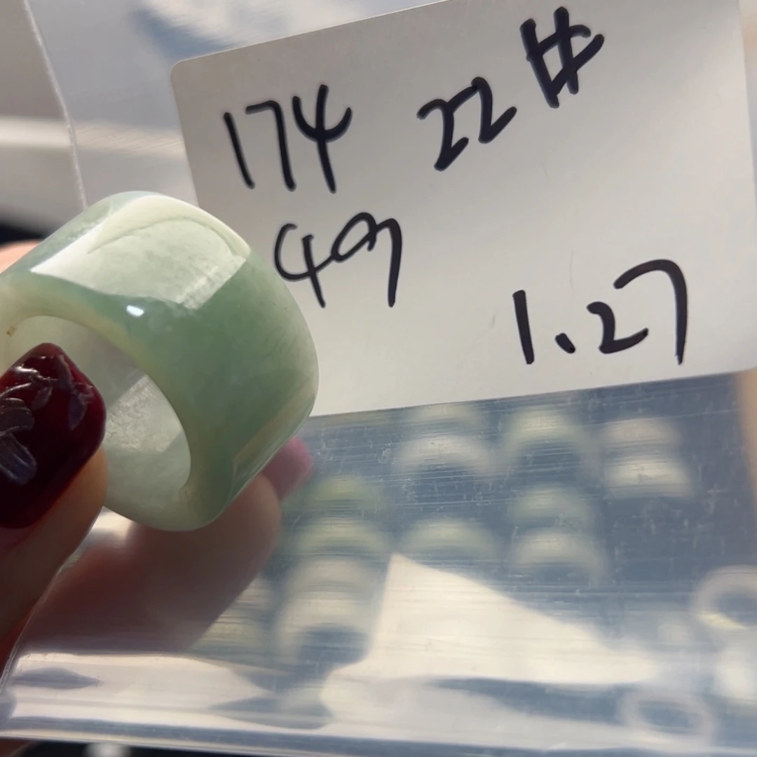 翡翠戒指未镶嵌弥****哥戒
