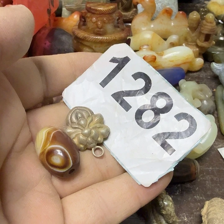 未镶嵌颈饰玛瑙/玉髓