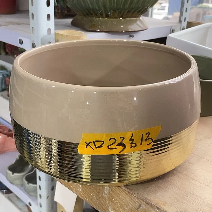 摆件陶盆有孔 微瑕介意勿拍