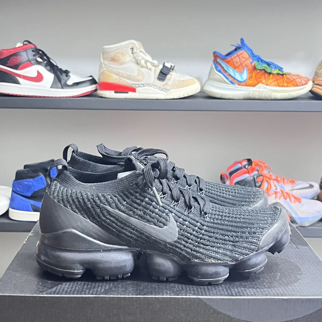 40.5码Nike Air VaporMax 3.0 织物 编织 跑鞋 黑色 二手1889