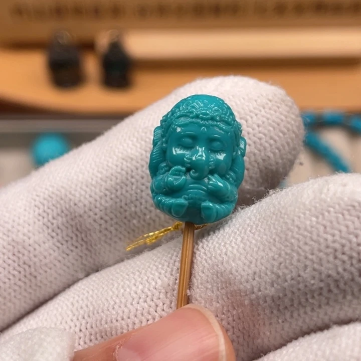 绿松石未镶嵌珠宝奇石12.6