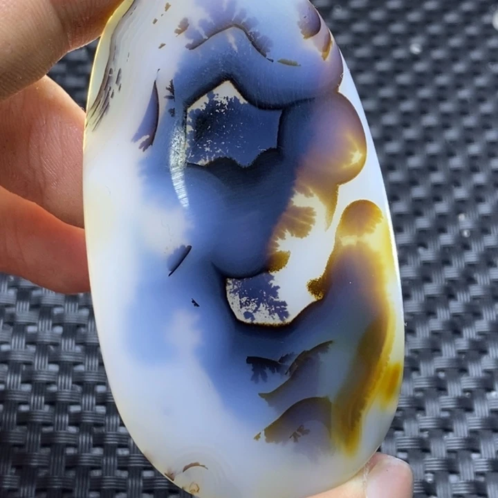 玛瑙/玉髓颈饰未镶嵌墨*