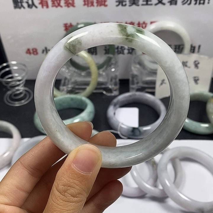 未镶嵌手镯翡翠29。 58.9圈