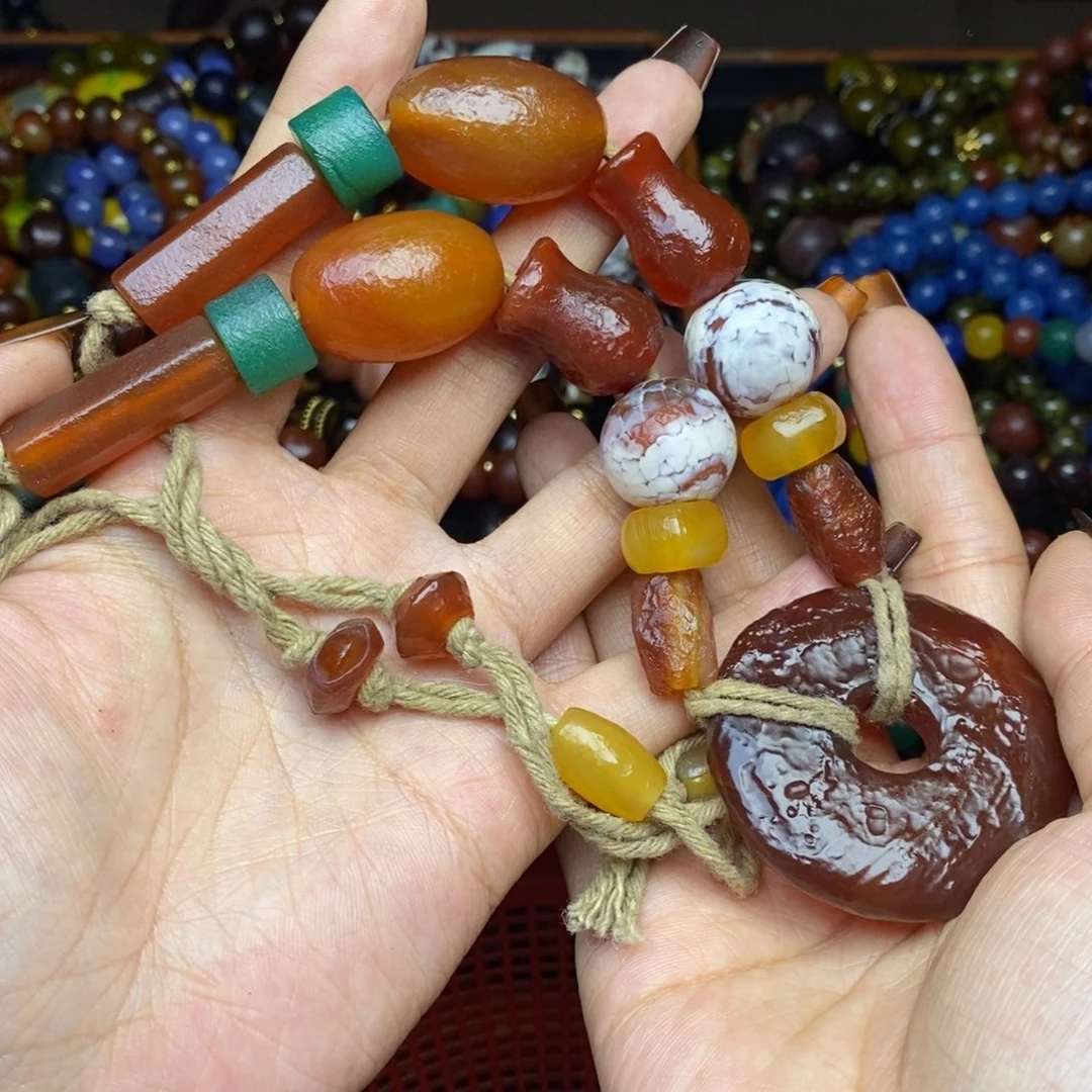 玛瑙/玉髓颈饰未镶嵌