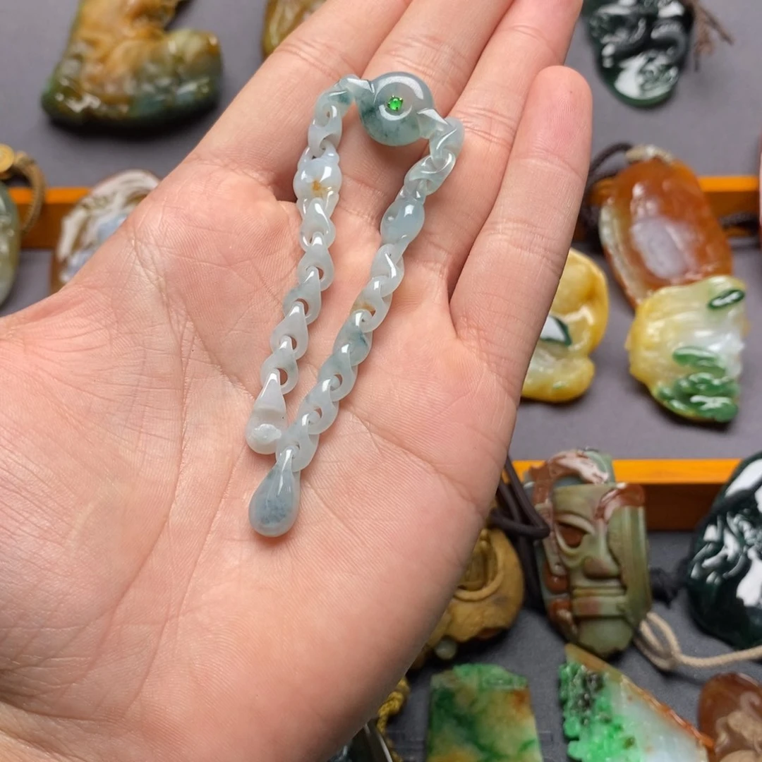 颈饰未镶嵌翡翠一