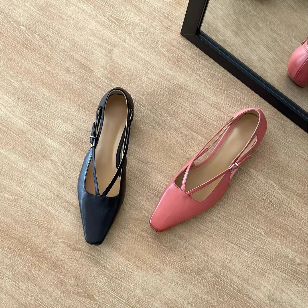 HUSSLOVE 头层牛皮·跟高3.5CM·百搭水洗擦色尖头镂空浅口单鞋