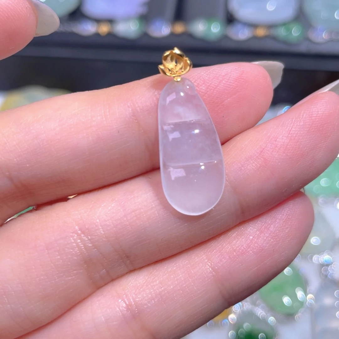 颈饰18K金镶嵌翡翠翡翠