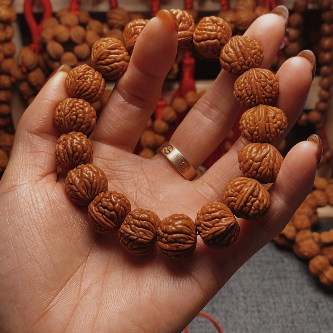 桃核吊坠龙纹桃枭