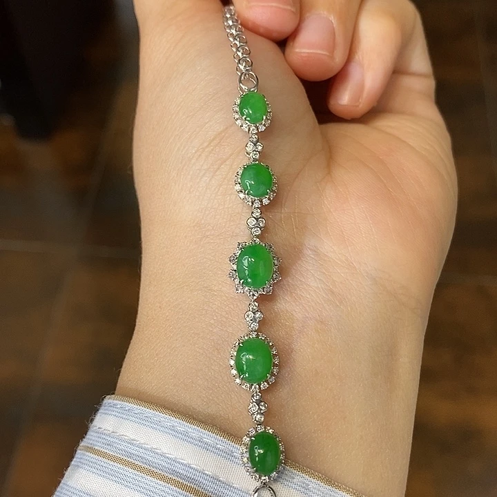 翡翠18K金镶嵌手链蛋面