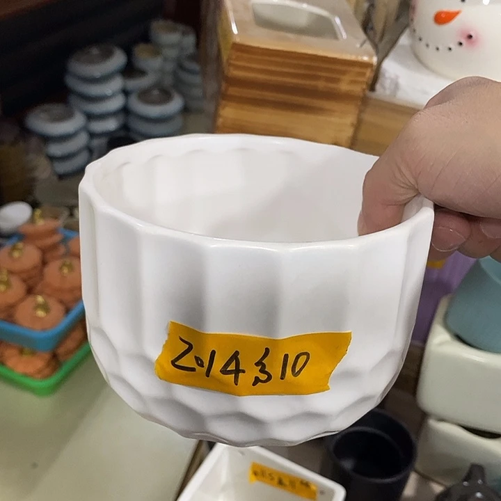 陶盆有孔 瑕疵针孔漏釉介意勿拍外口 14外高18