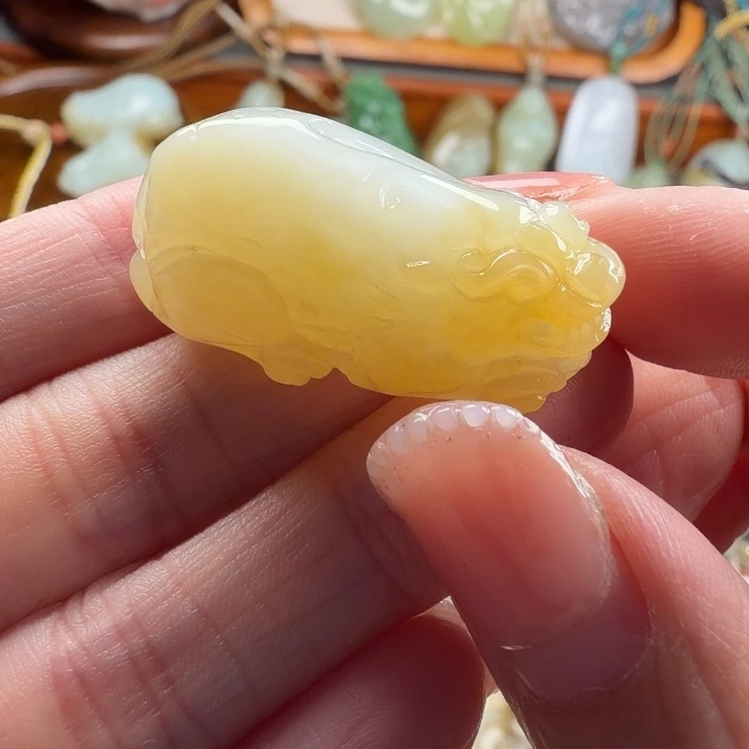 好***呢和田玉未镶嵌颈饰