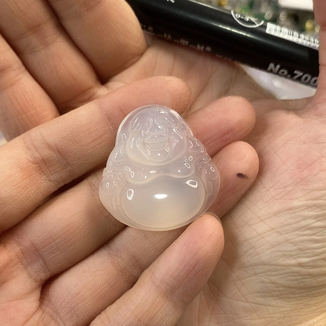 玛瑙/玉髓未镶嵌手镯A220。