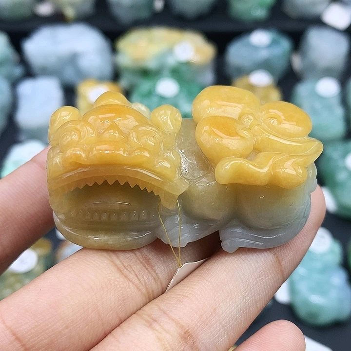翡翠未镶嵌颈饰天然缅甸翡翠