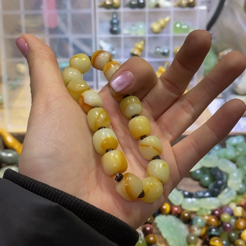 【闪购商品】蛇纹石玉颈饰未镶嵌阡*93